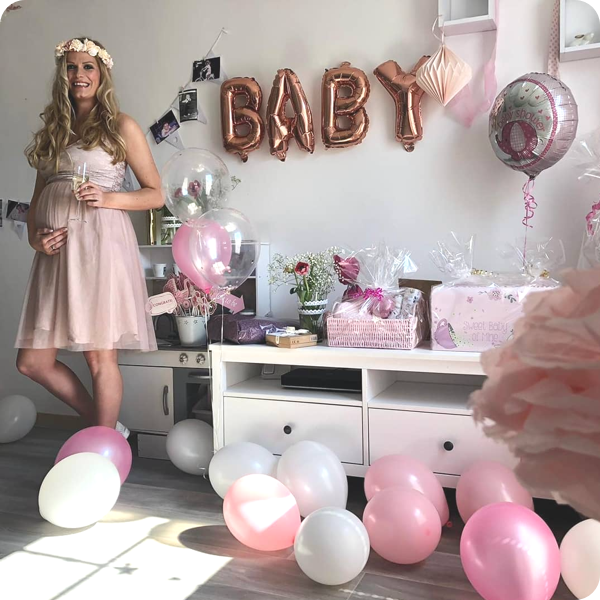 Baby announcement party